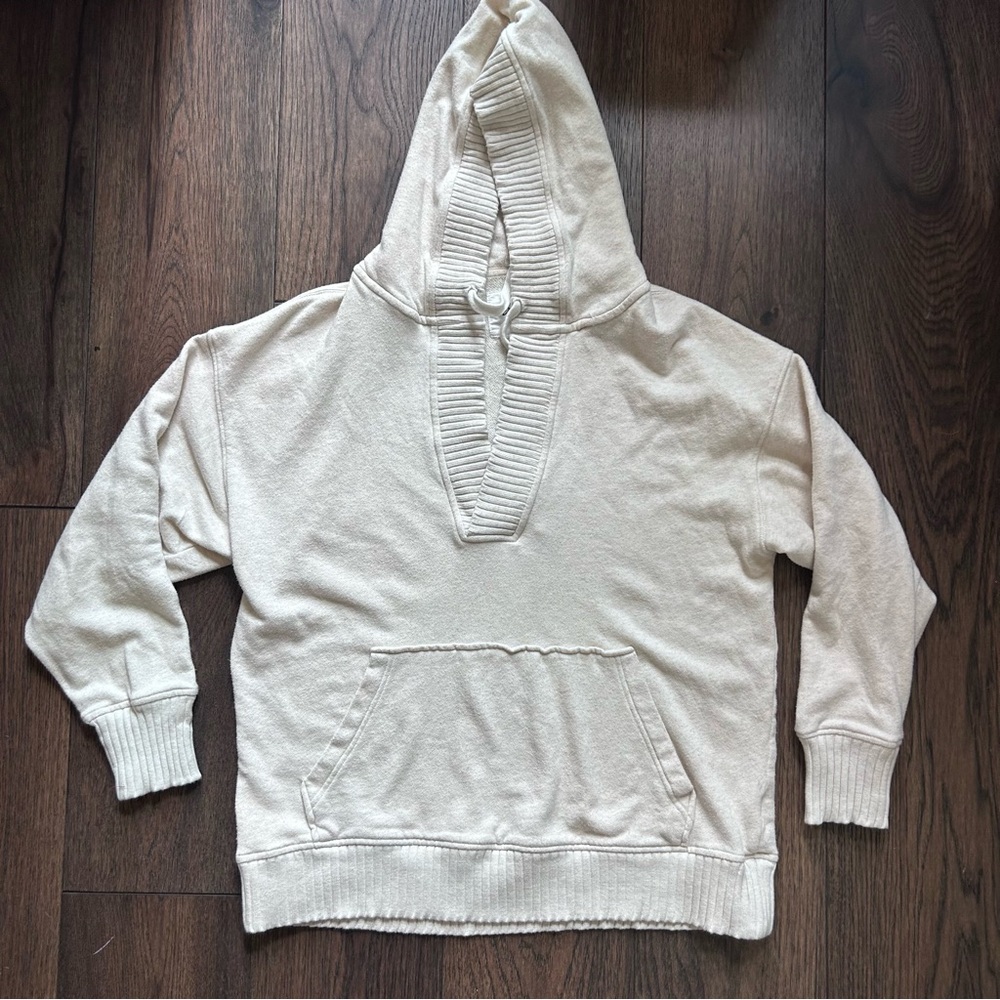 Aerie Cream Hooded Sweatshirt